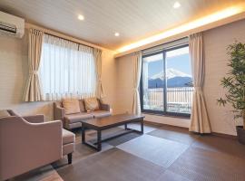 04 Resort Club -凛RIN-，位于富士河口湖的酒店