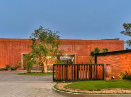 Sansuntree，位于南奔的带停车场的酒店