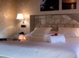 Villa Luna Trogir，位于特罗吉尔的酒店