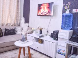 Lux Suites L&N Apartments Utawala，位于Embakasi的酒店