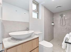 Bokarina Beach Apartments, Ascend Hotel Collection，位于Bokarina的酒店