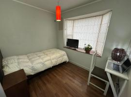 Habitacion con medio baño privado，位于蒙特港的民宿