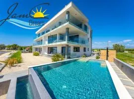 JamC Dream direkt am Meer mit beheiztem Pool