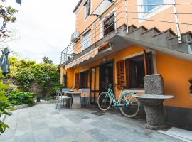 Apartments Lara with more affordable parking，位于皮兰的酒店