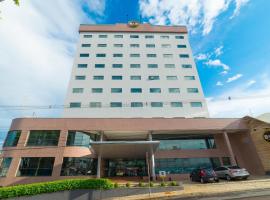 B&B HOTEL São José dos Campos，位于圣若泽杜斯坎普斯的酒店