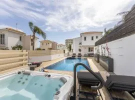 Villa Protaras View 6 Central Protaras -Fig Tree Bay-Jacuzzi-Hot Tub