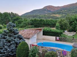 Le Devant de la Chaux，位于Pontaix的酒店