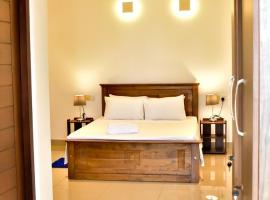 Lotus Luxe Residences，位于Kirillapone的酒店