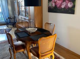 Stilvolle 3,5-Zimmer-Wohnung in Ilvesheim，位于Ilvesheim的酒店