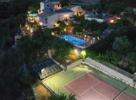 Villamodica a family villa 20 min from the beach