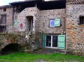 Maison Les Sauvages Blassac 8-10 personnes