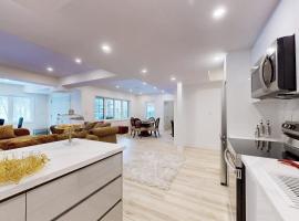 Luxhome25，位于奥罗拉的酒店