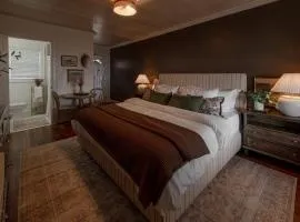 Historic Riverview Inn Three