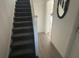 Lar