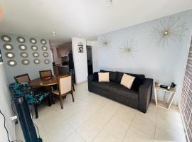 Departamento-Poliforum Feria Estadio Zona Piel.，位于莱昂的酒店