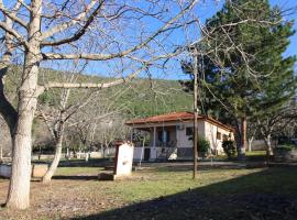 Raise Polydrosos Family Lodge，位于波利兹罗松的木屋