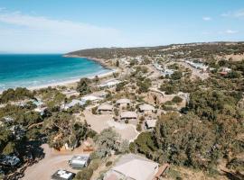 Seafront Holiday Park Kangaroo Island，位于潘尼萧的酒店