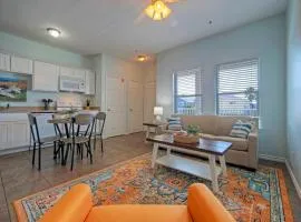 Minutes to the Beach w Pool Sleeps 8 Two Units: Costa Bahia