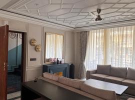 4bhk-Villa at dlf valley township Panchkula，位于潘切库拉的酒店
