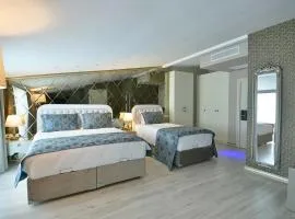 Perada Suite & Room