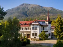 APLEND Villa Dr Szontagh Est 1876，位于斯塔利斯莫克维克的酒店