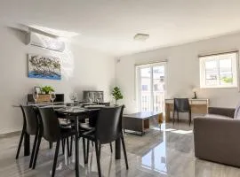 F9 Modern and Bright Apartment in Malta