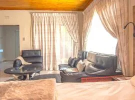 Kololo at 399 Guesthouse & Conference