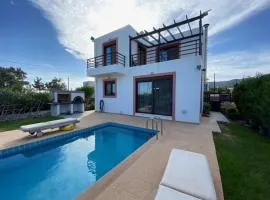 Gennadi Sunset Villa