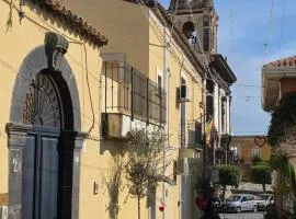 Esclusivo Cortile Duca D'Aosta ai piedi dell'ETNA