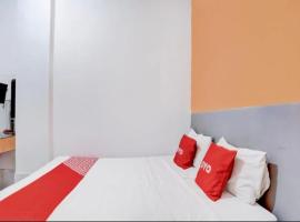 Hotel O Tegalsari Near Tunjungan Plaza，位于泗水的旅馆