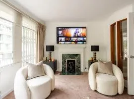 Extra Large Luxury Hyde Park Villa by Mayfair
