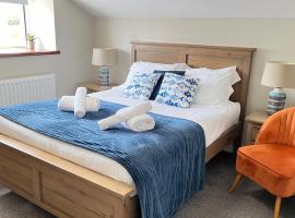 The Waterfront Inn，位于韦斯特沃德霍的海滩酒店