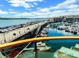 Orion House - Luxury Apartment overlooking Milford Marina, Pembrokeshire