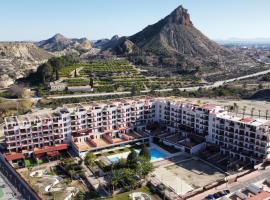 Spa and wellness holiday，位于Villanueva de R&iacute;o Segura的Spa酒店