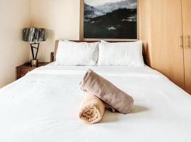 Affordable Luxury Comfort，位于伊洛伊洛的豪华酒店