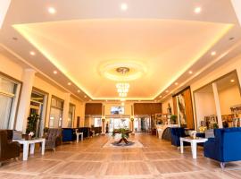 Continent Hotel Kapadokus Thermal，位于Guzelyurt的酒店
