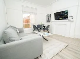 The Cheltenham Suites - Elegant 1 Bed Apartment