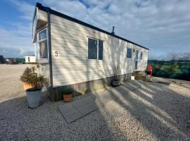 Cozy Caravans in Ramsgate，位于拉姆斯盖特的酒店