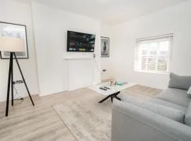 The Cheltenham Suites - Stunning 1 Bed Apartment