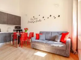 Lele Home Bilocale nel centro città 900m dalla stazione