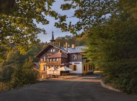 Hotel Lovecký zámeček Orion，位于利贝雷茨的酒店