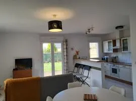Appartement au RDC avec jardin clos, au calme.