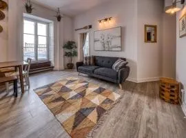 North House - Des Remparts- 2-bed with great views, terrace