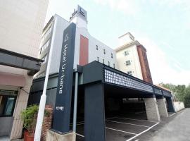Chuncheon Urbane Hotel，位于春川的酒店