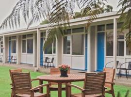 Westport Motor Hotel，位于韦斯特波特的酒店