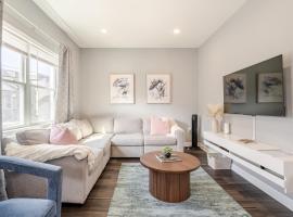 Jersey Haven NYC Next Door - Single car FREE PARKING，位于Fairview的酒店