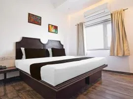 Super Townhouse Central Bazar Road Ramdaspeth
