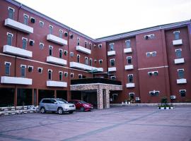 Boulevard Beechnut Hotel, Warri，位于Okughurhe的酒店