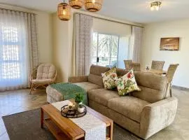 Central Cozy Apartment at Ane court