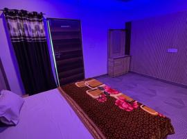 Hotel Somya Sadan，位于Chhatikara的酒店